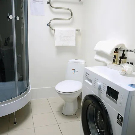 Harbor Walk & Historic Flat *