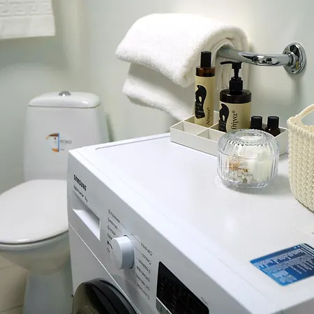 Harbor Walk & Historic Flat